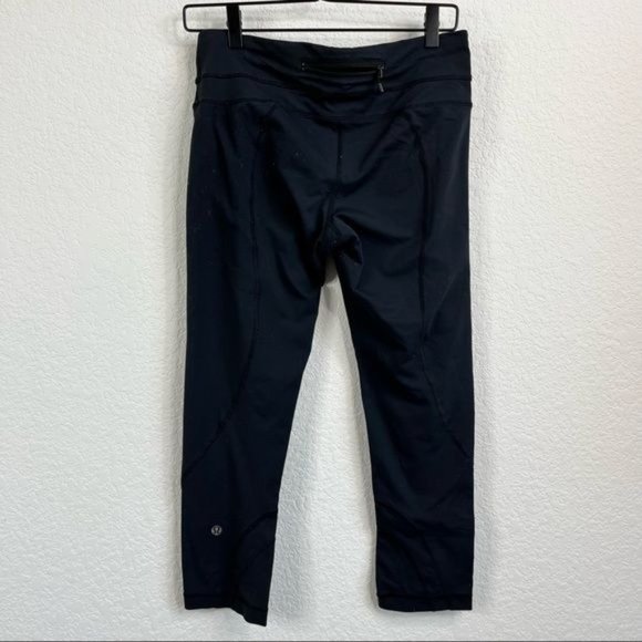 Lululemon Fresh in Mesh Cropped Leggings - Picture 4 of 8